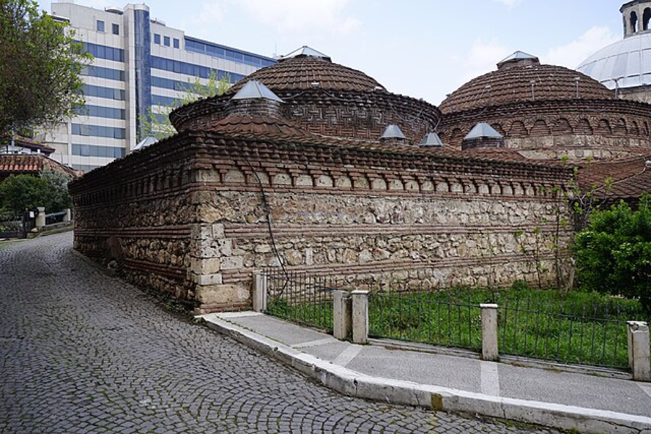 Çekirge Eski Kaplıca - Fotoğraf 2